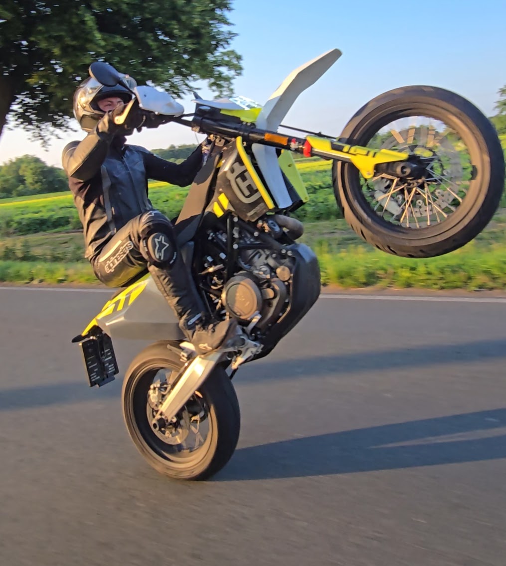 Husqvarna 701 - Bild 3